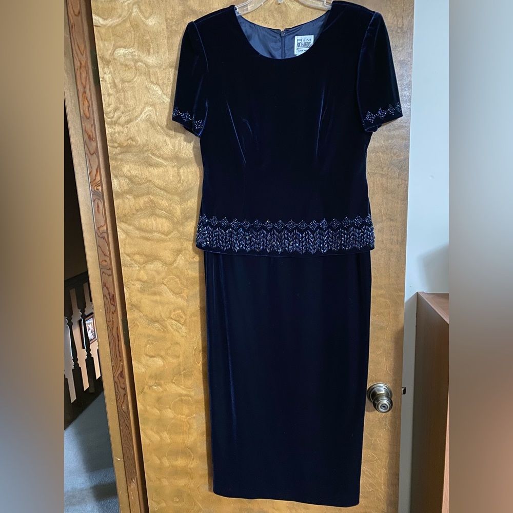 R & M Richards Navy Velveteen Maxi Dress Size 10 petite.